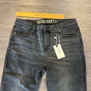 NWT Good Hart Matilda Jane Anytime Mid Rise Destructed jeans black (size 8)